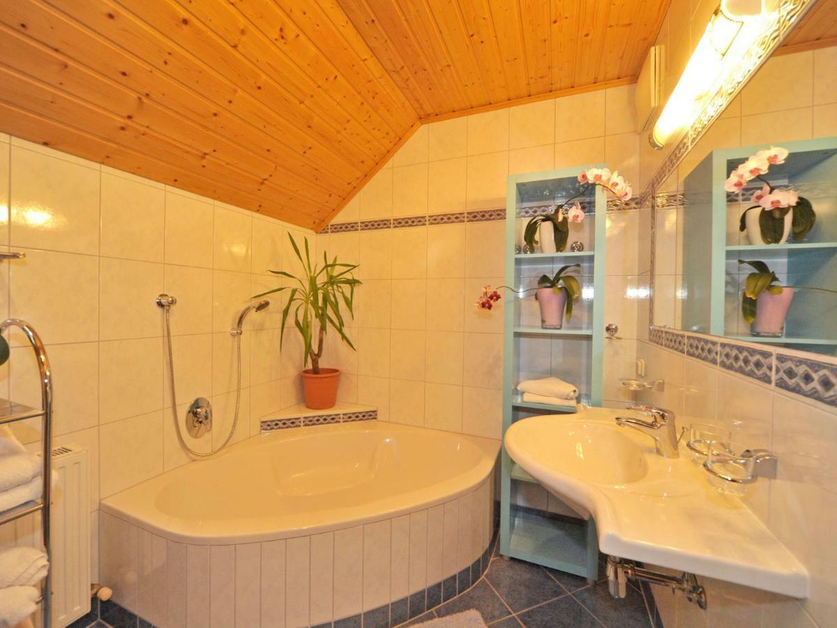 Апартаменти Haus Lindenkreuz Бад-Кляйнкірхгайм Екстер'єр фото
